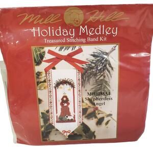 Vintage Mill Hill Holiday Medley Shepherdess Angel 2002 Stitching Kit NEW RARE